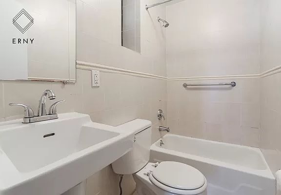 5th image of 407 Chauncey St #B1