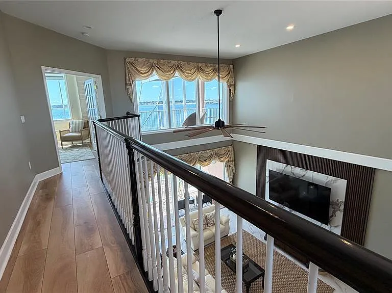 218 Sand Key Estates Dr — Photo 60