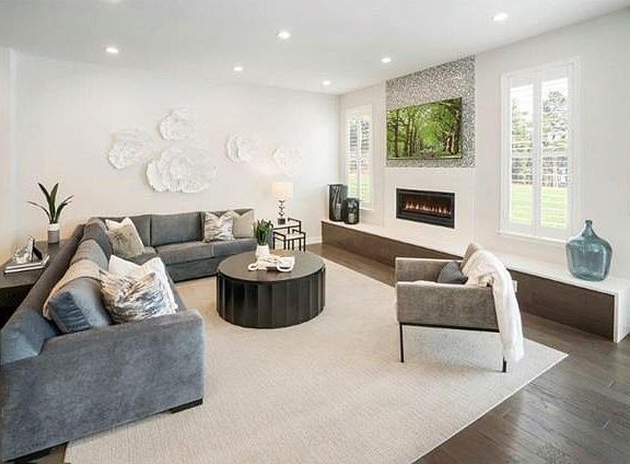 5th image of 120 Glen Ellen Blvd #63