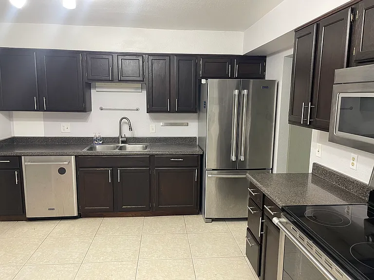 2 W Northern Ave #5 — Photo 35