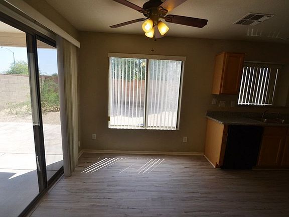5th image of 1717 N 127th Ave