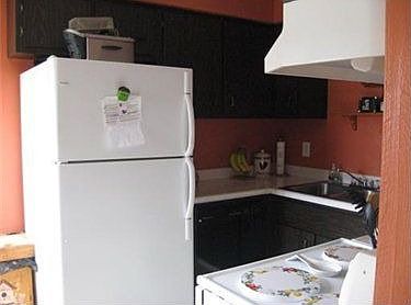 5th image of 10 E Glennis Dr