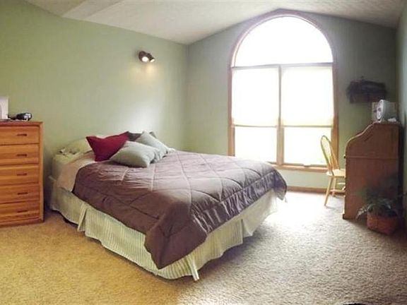 3rd image of 6251 Davon Ct
