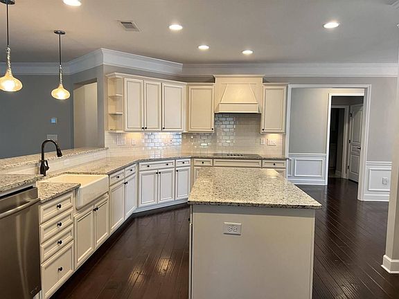 4th image of 1040 Duck Cove Way