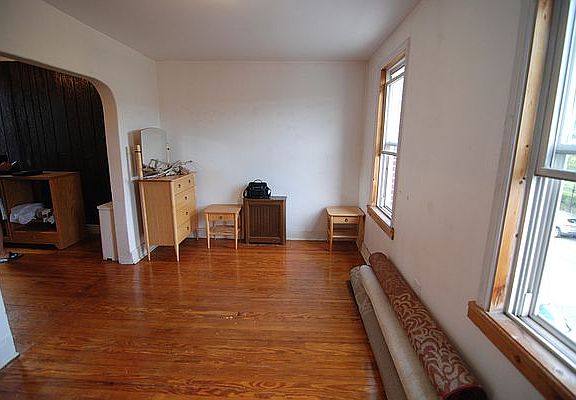 2nd image of 803 5th Ave #2