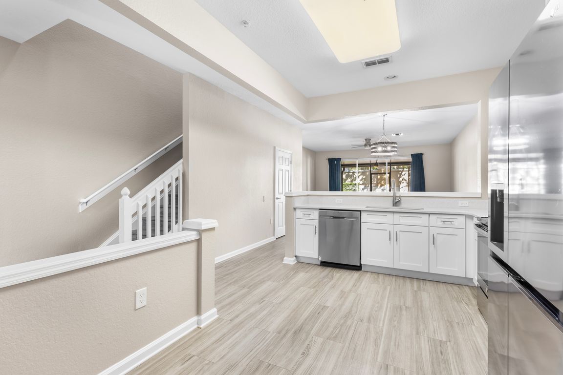 2 Kitchen 3