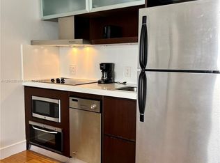 930 10th St APT 7, Miami Beach, FL 33139