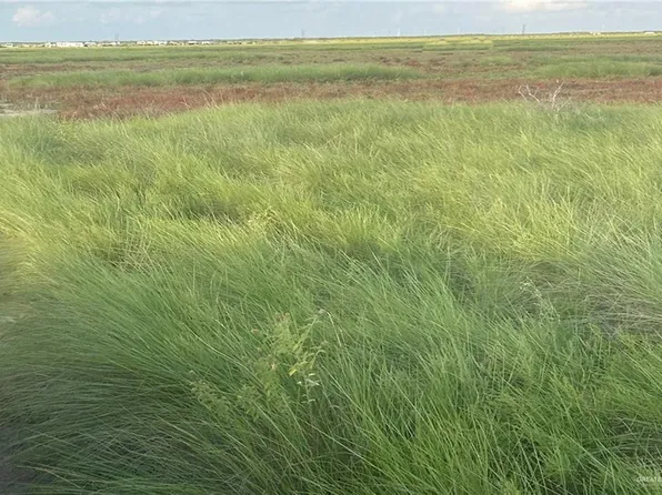 122313 Old Port Isabel Rd, Pt Isabel, TX 78578