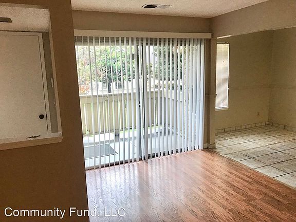2nd image of 24 Las Moradas Cir