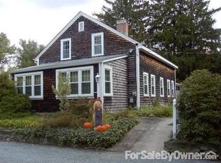 2275 Division Rd, East Greenwich, RI 02818