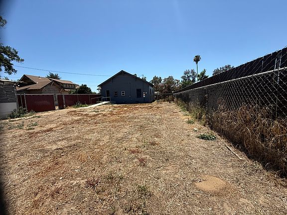 4th image of 2234 Young Street