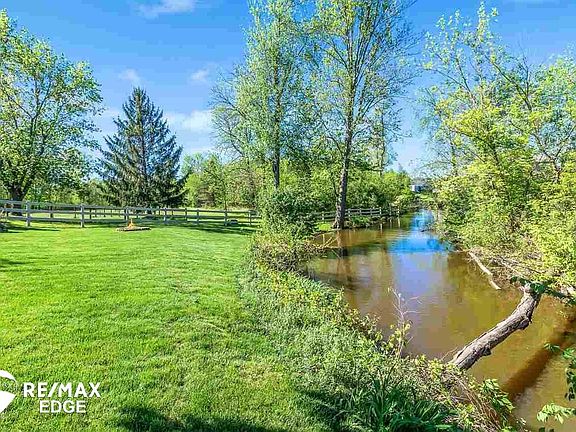 4th image of 2058 Valley Vista Dr