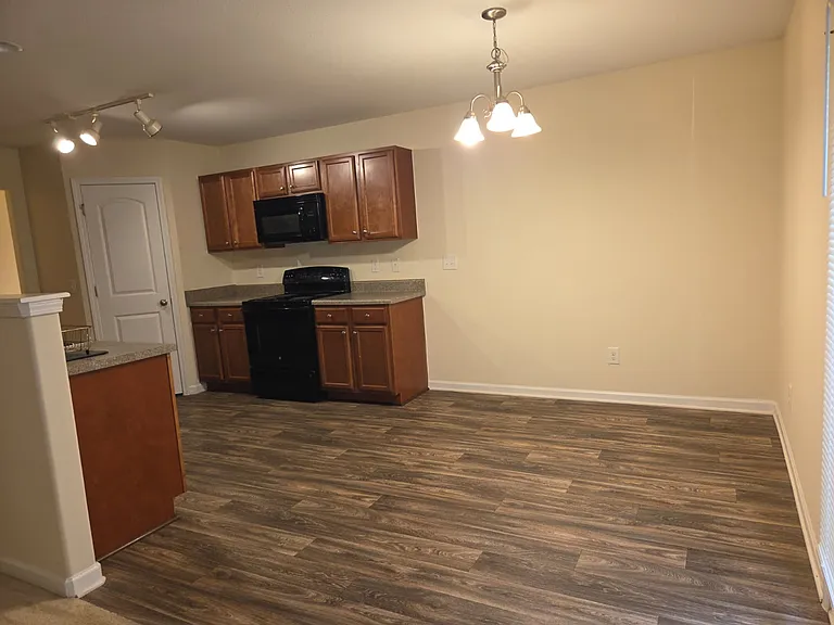 6821 Planting Ct — Photo 19