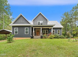 332 Hickory Ln, Gray, GA 31032