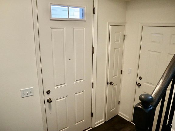 5th image of 43 Aspen Dr