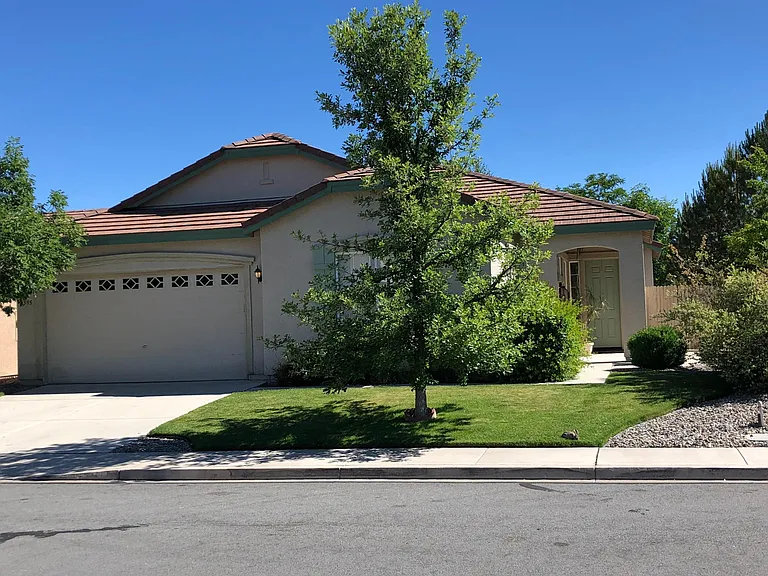 2595 Perryville Dr — Photo 1