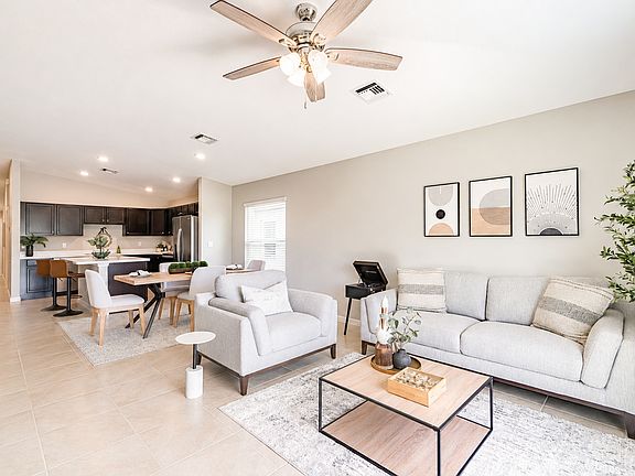 3rd image of 2935 Ashland Cir #5295W
