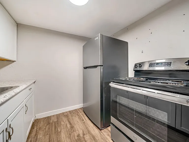 217 Johnson St #1 — Photo 16