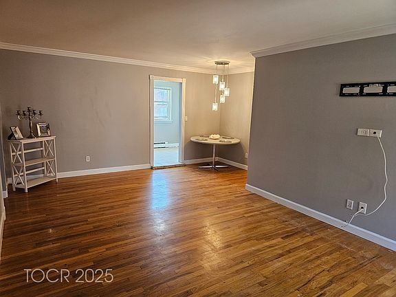 4th image of 17 Regency Park Unit 17