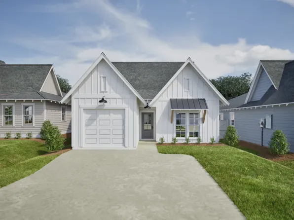 1019 Woodland Ln, Opelika, AL 36801
