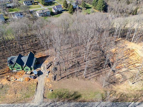 4th image of Clifton Ridge Rd