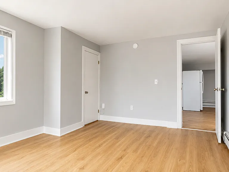 832 Washington St #4 — Photo 12