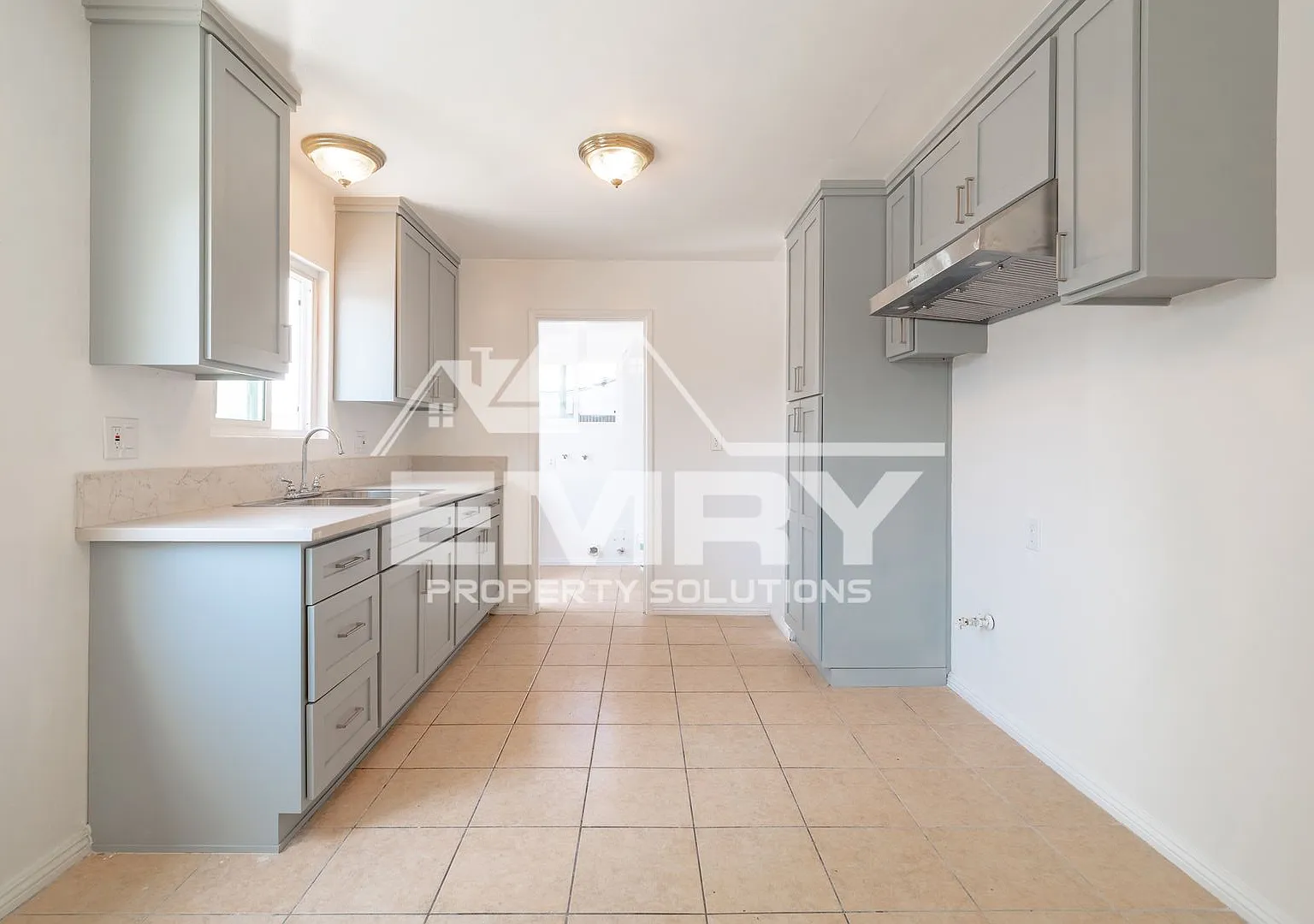 3848 W 105th St Inglewood, CA 90303 — Photo 4
