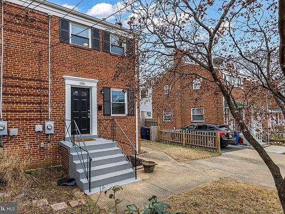 3rd image of 106 S Hudson St