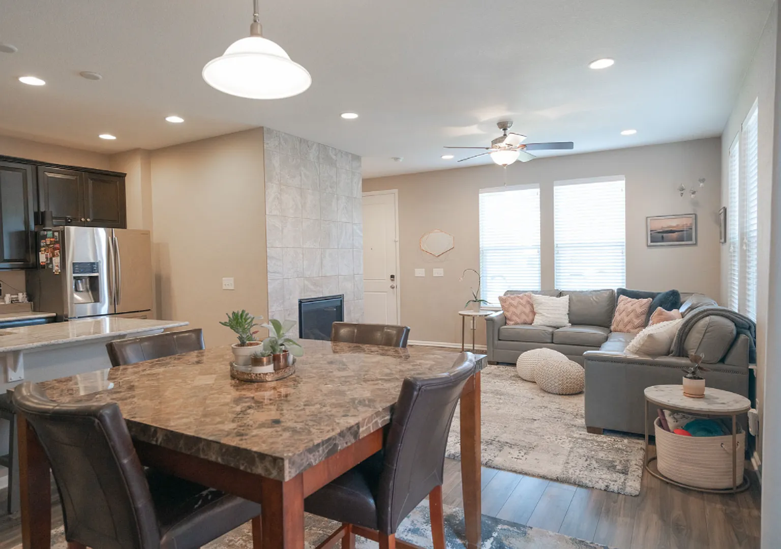Paired home in SE Denver. — Photo 4