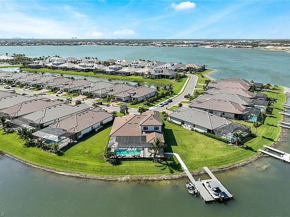 2nd image of 11261 Canal Grande DR