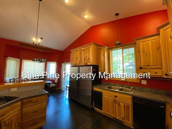 2nd image of 1276 N Newton Cir
