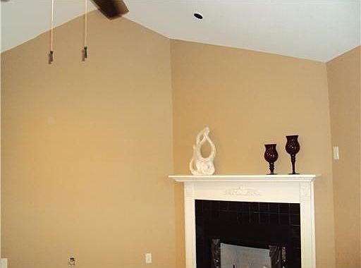 4th image of 13836 Pierres Ct