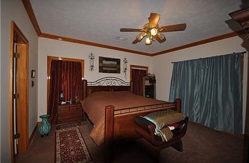 5th image of 1030 Nathaniel Dr