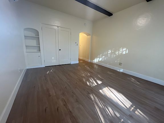 3rd image of 1317 O St APT 1