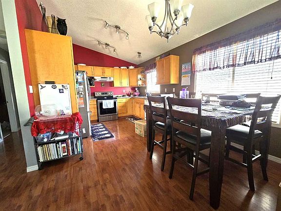 2nd image of 1207 W 61st St