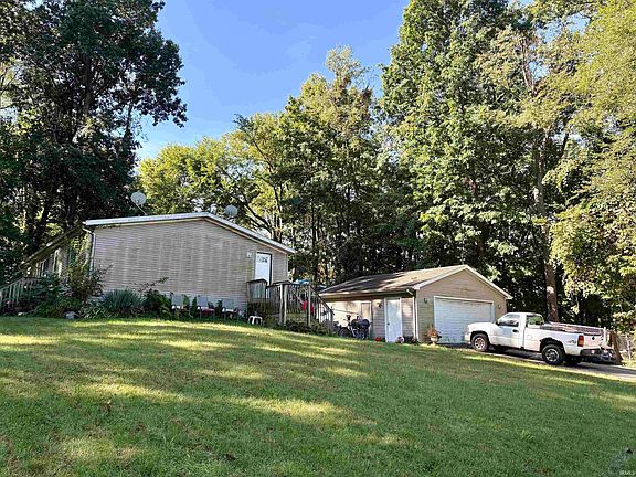 4th image of 2205 Philippa St