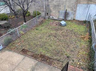 36-28 24th St #2AC, Astoria, NY 11106