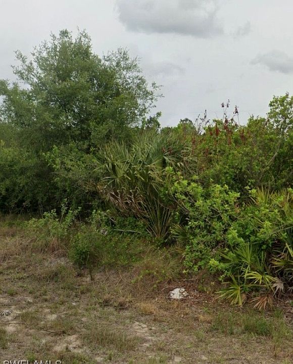 2nd image of 1008 Calvin Ave