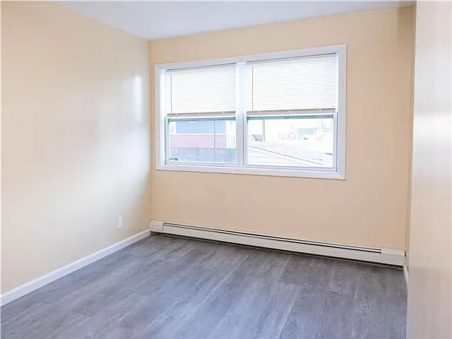 1146 Essex St #1 — Photo 5