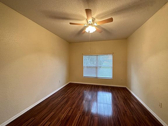 2nd image of 20406 Harvest Oak Ct