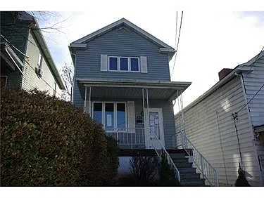 628 Hancock St photo 1