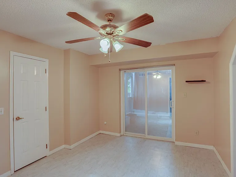 5212 Abelia Dr — Photo 24
