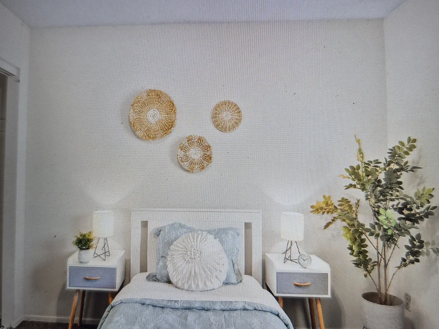 2 bed, 840 sqft, $1,600 — Photo 3