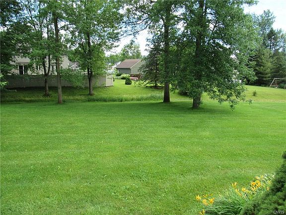3rd image of 6308 Hardwood Ln