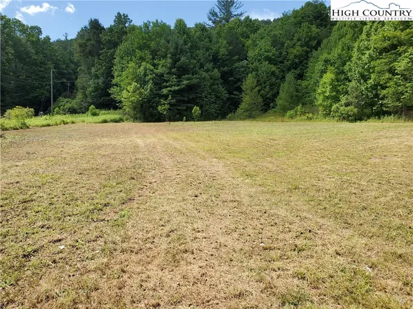 TBD Hwy 105 S Highway, Banner Elk, NC 28604