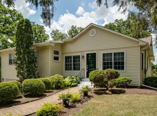 9201 Spring St, Cary, IL 60013