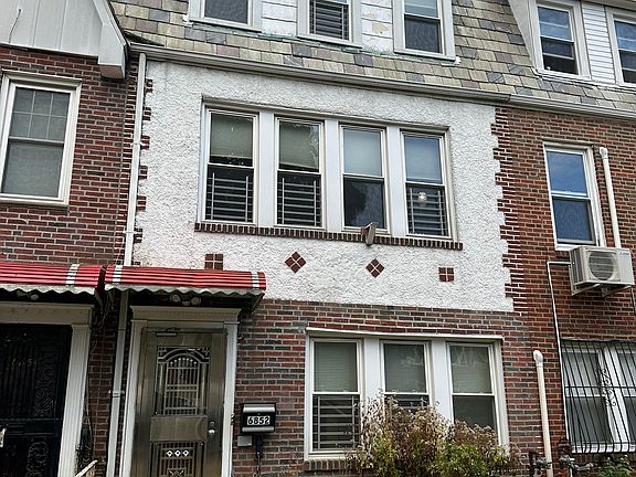 2nd image of 68-52 Clyde St