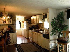 2nd image of 680 Hood Park Ln