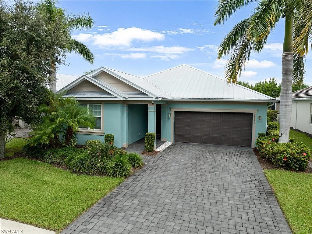 3 bed, 2.0 bath, 1679 sqft, $4,800 — Photo 2