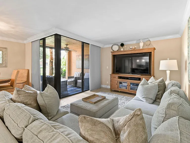 950 Egret Cir #5108 — Photo 10